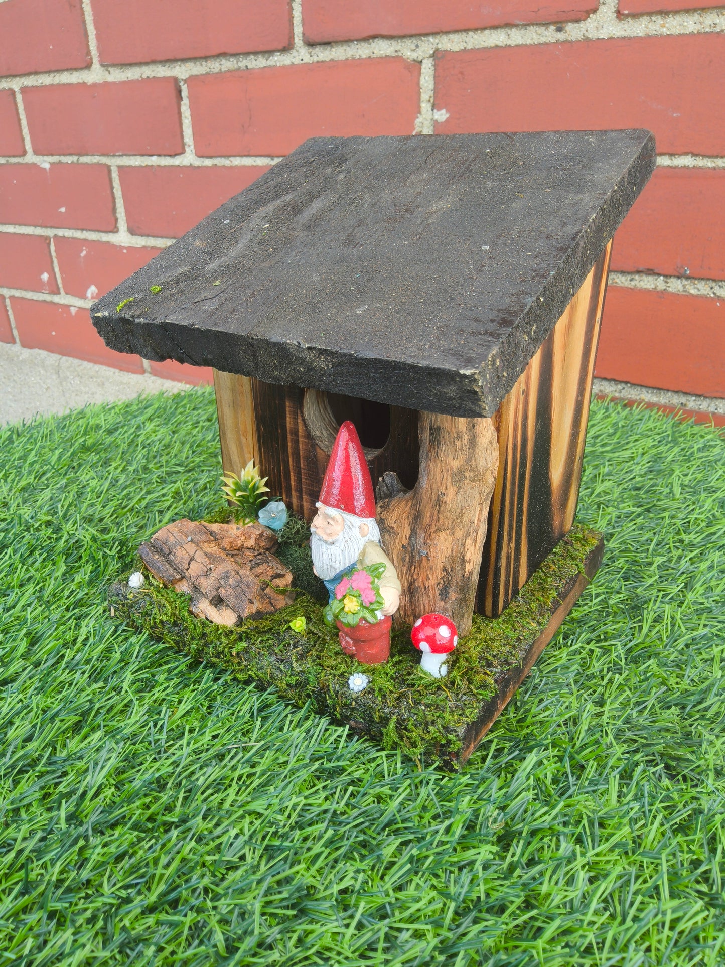 Hummingbird Home Gnome Flower Garden