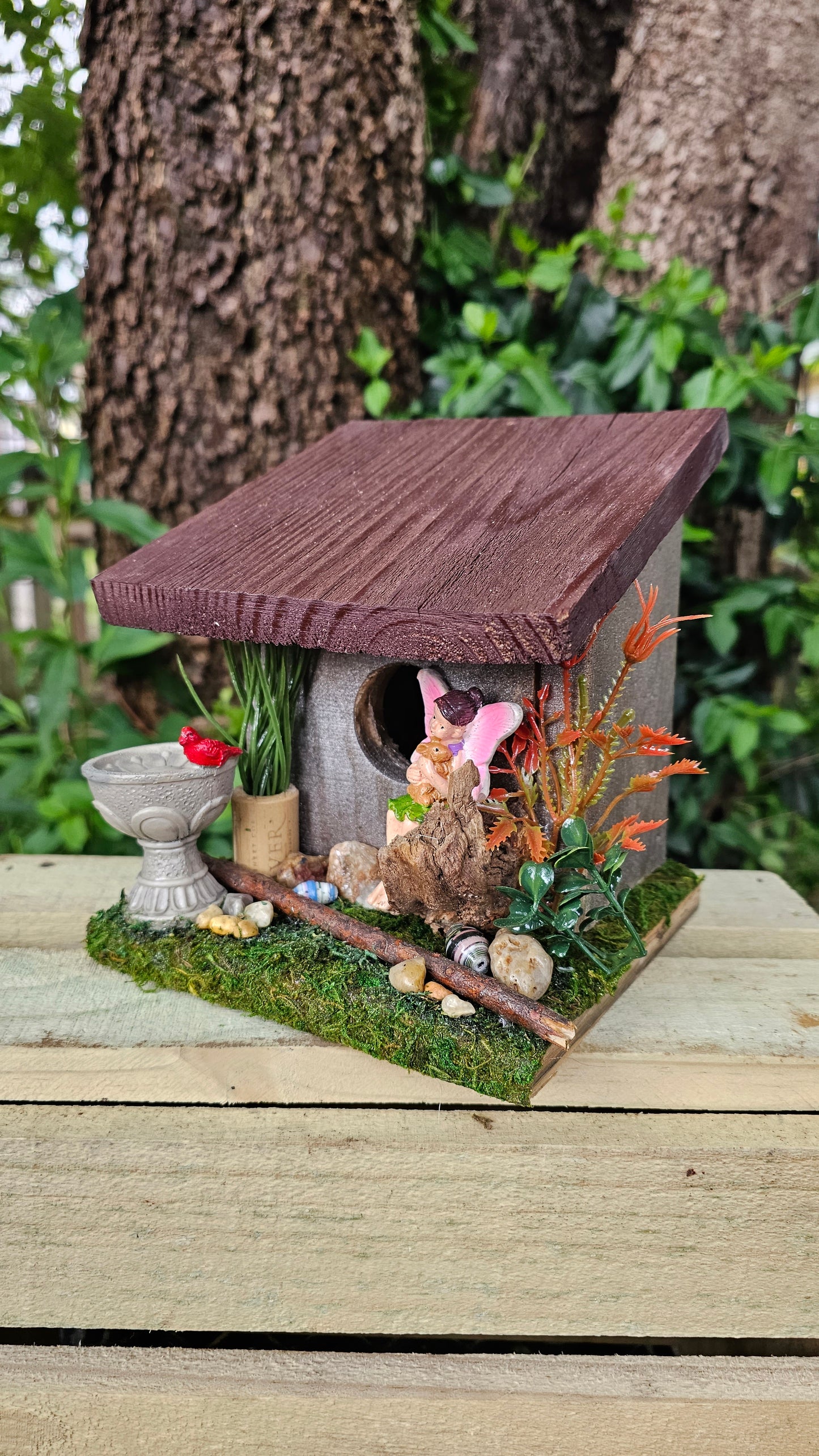 Hummingbird Home Fairy with Birdbath
