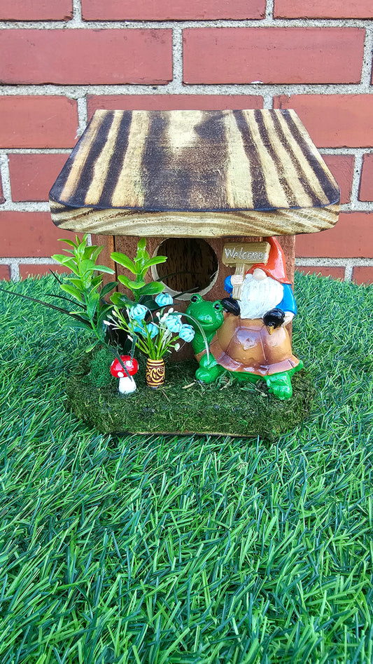 Hummingbird Home Gnome with Turtle